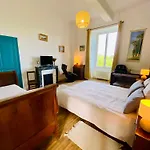 Le Pavillon, Grand Manoir Du Xviie Avec Piscine, Bain Nordique Et Acces Prive A La Charente Villa *