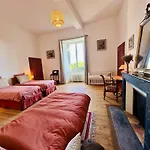 Le Pavillon, Grand Manoir Du Xviie Avec Piscine, Bain Nordique Et Acces Prive A La Charente