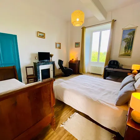 Le Pavillon, Grand Manoir Du Xviie Avec Piscine, Bain Nordique Et Acces Prive A La Charente Vila *