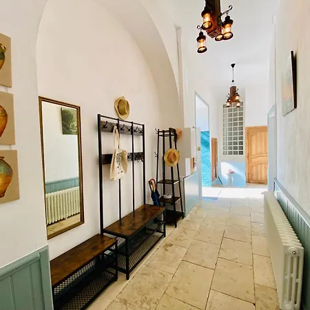 Le Pavillon, Grand Manoir Du Xviie Avec Piscine, Bain Nordique Et Accès Privé à La Charente Villa