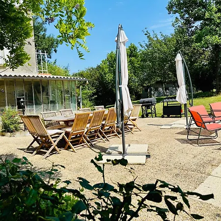 Le Pavillon, Grand Manoir Du Xviie Avec Piscine, Bain Nordique Et Accès Privé à La Charente
