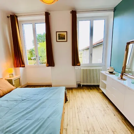 Villa Le Pavillon, Grand Manoir Du Xviie Avec Piscine, Bain Nordique Et Acces Prive A La Charente Alloué