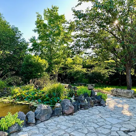 Villa Le Pavillon, Grand Manoir Du Xviie Avec Piscine, Bain Nordique Et Acces Prive A La Charente Alloué