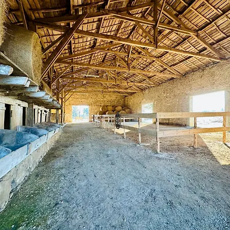 Le Pavillon, Grand Manoir Du Xviie Avec Piscine, Bain Nordique Et Acces Prive A La Charente Villa