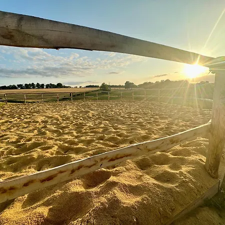 Villa Le Pavillon, Grand Manoir Du Xviie Avec Piscine, Bain Nordique Et Acces Prive A La Charente