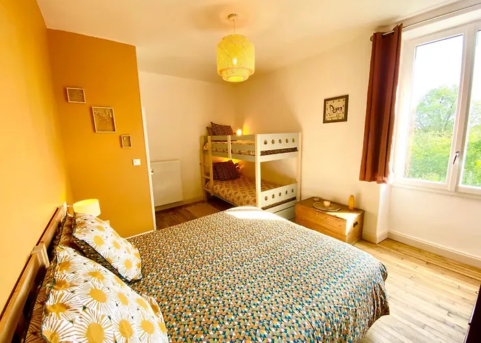 Villa Le Pavillon, Grand Manoir Du Xviie Avec Piscine, Bain Nordique Et Acces Prive A La Charente