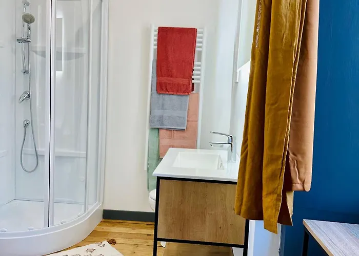 Le Pavillon, Grand Manoir Du Xviie Avec Piscine, Bain Nordique Et Acces Prive A La Charente Villa Alloué