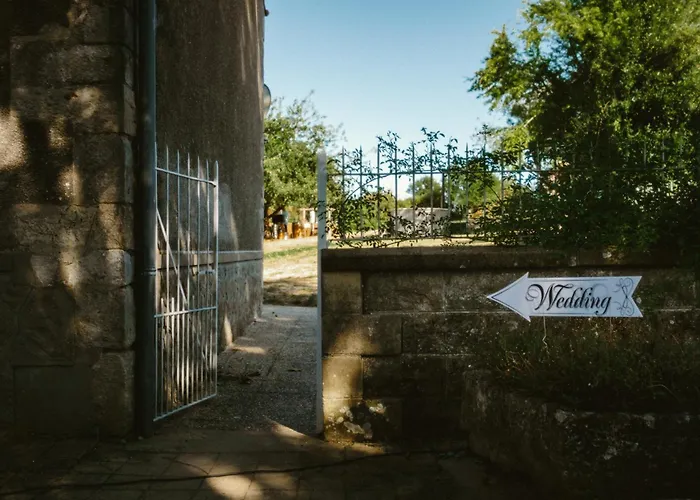 Villa Le Pavillon, Grand Manoir Du Xviie Avec Piscine, Bain Nordique Et Acces Prive A La Charente